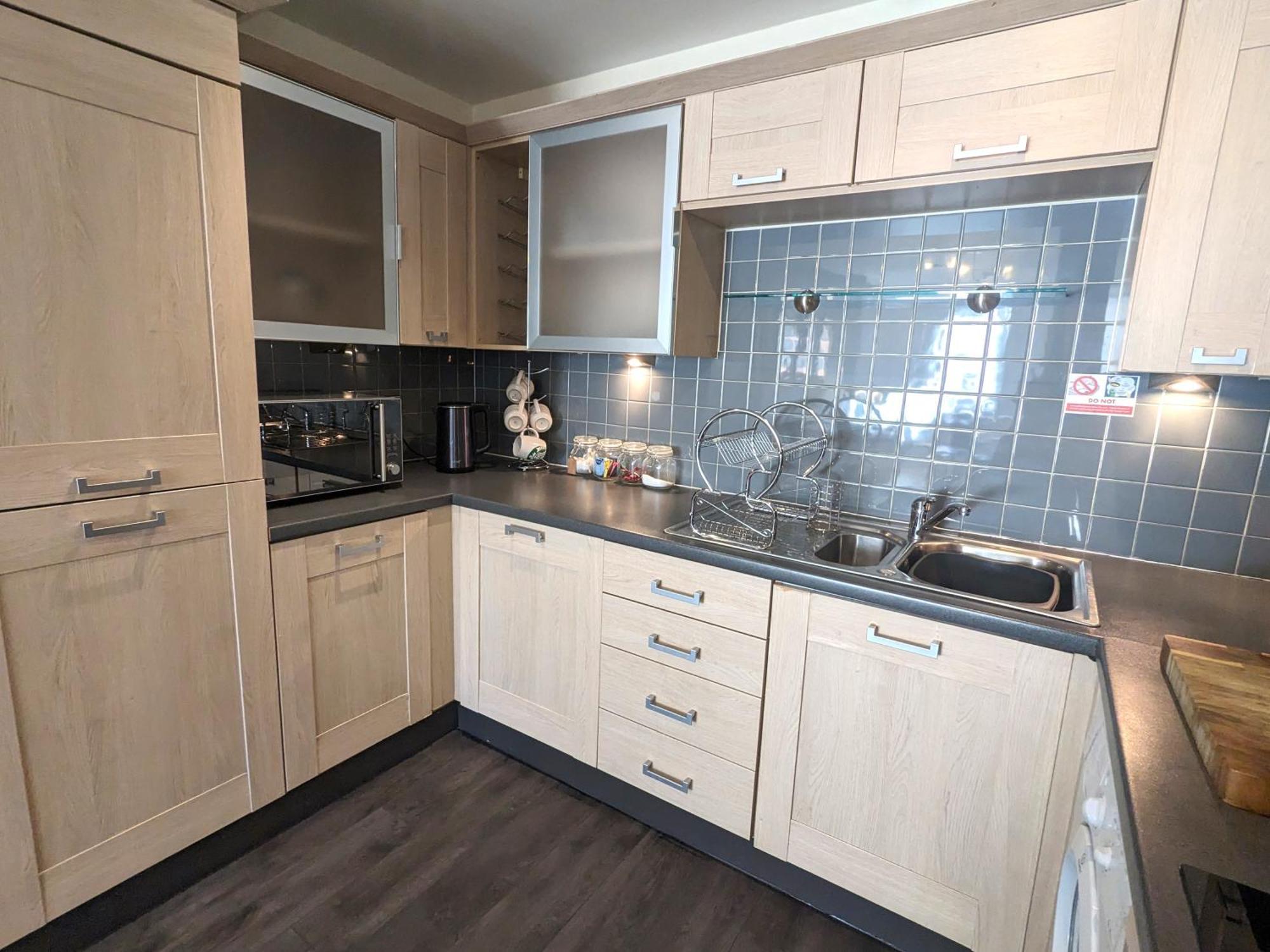 Stunning Modern Coventry City Centre Apartment Exteriör bild